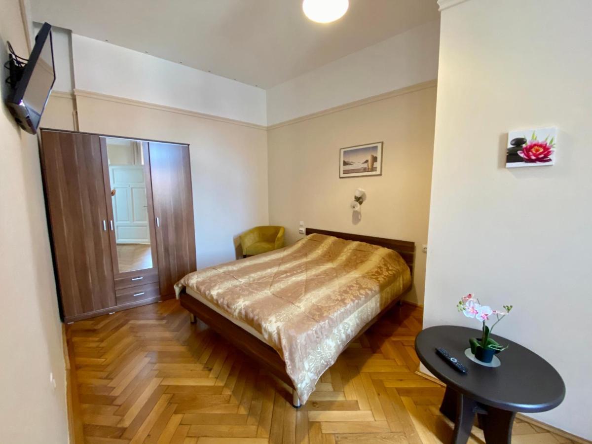 Casa Balcescu Hotel Brasov Luaran gambar