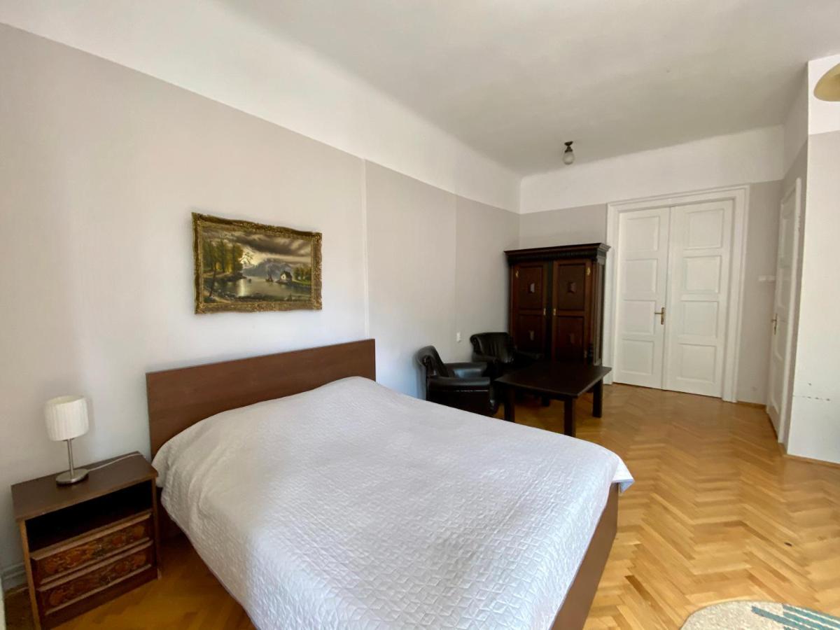 Casa Balcescu Hotel Brasov Luaran gambar
